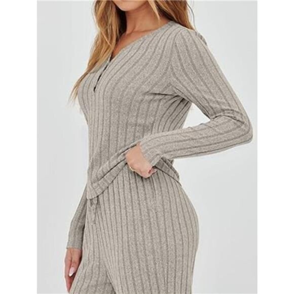 Ribbed Knit Long Sleeve Top and Pants Set - Picture 2 of 5